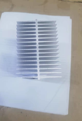 89-125 mm Aluminum Extruded Heat Sinks 0.1 mm Flatness Silver Anodizing